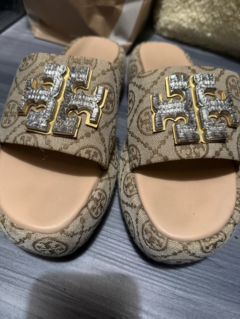 Tory Burch slide